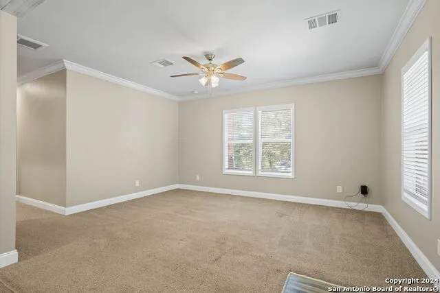711 LA CRESTA DR Canyon Lake, TX 78133