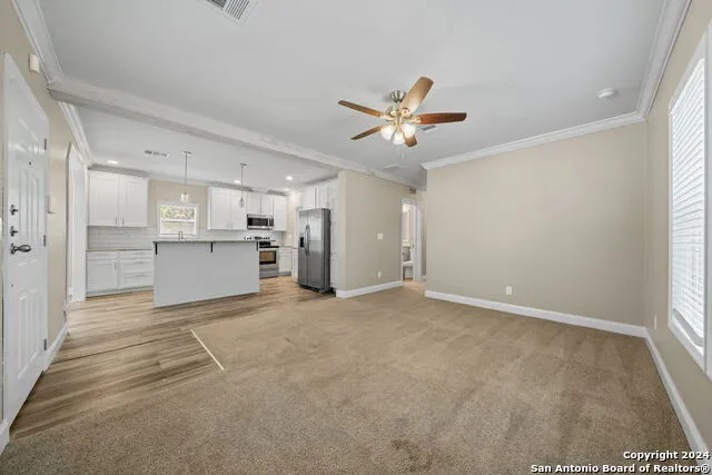 711 LA CRESTA DR Canyon Lake, TX 78133