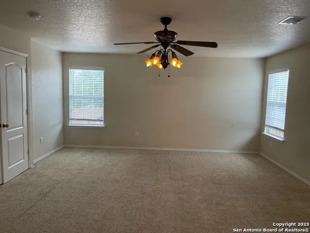 4711 BROOKPORT CIR San Antonio, TX 78238