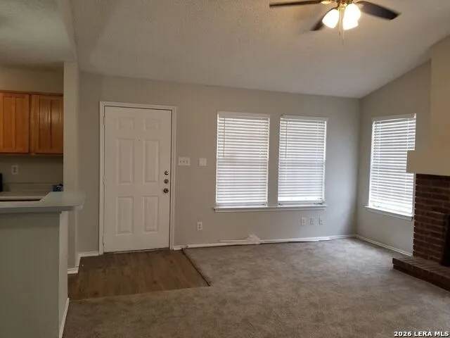 9207 Shadow Crest Dr Converse, TX 78109