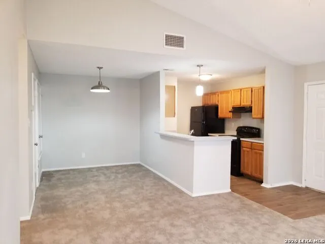 9207 Shadow Crest Dr Converse, TX 78109