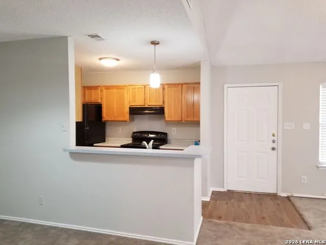 9207 Shadow Crest Dr Converse, TX 78109
