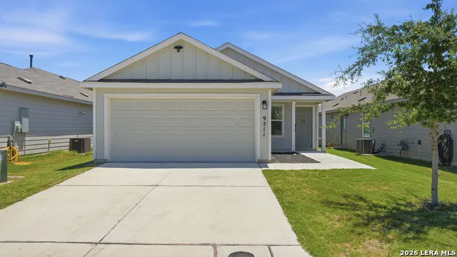 9211 Navarro Vista Seguin, TX 78155