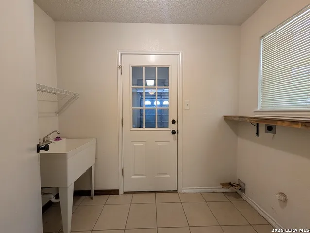 1644 W County Line Rd New Braunfels, TX 78130