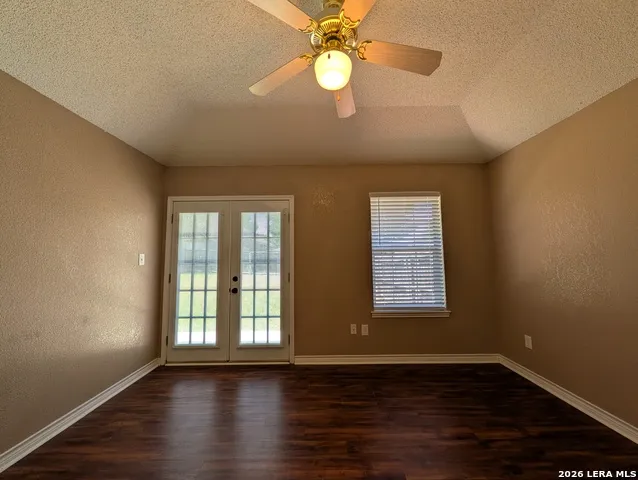 1644 W County Line Rd New Braunfels, TX 78130