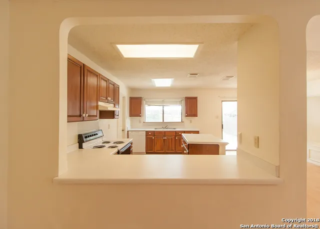 7054 AUTUMN PARK San Antonio, TX 78249