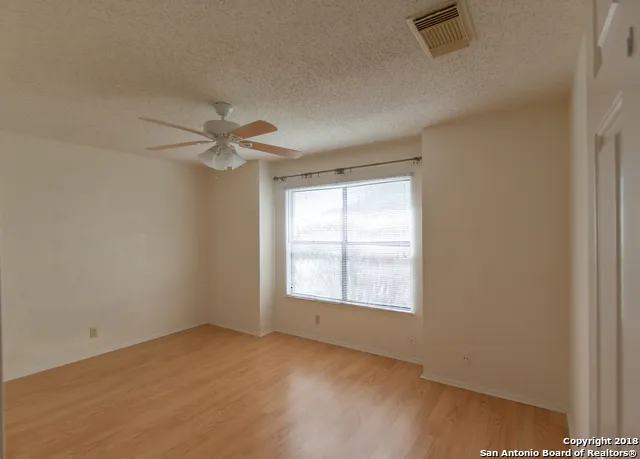 7054 AUTUMN PARK San Antonio, TX 78249