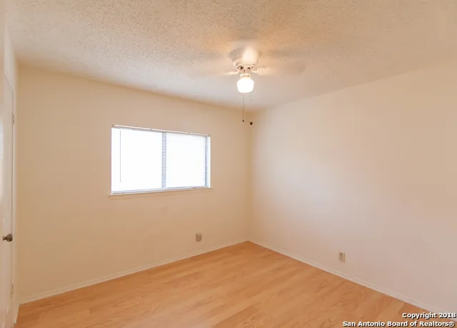 7054 AUTUMN PARK San Antonio, TX 78249