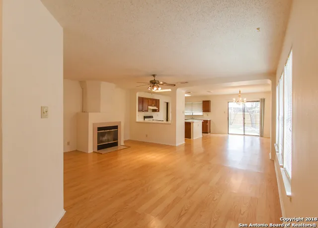 7054 AUTUMN PARK San Antonio, TX 78249
