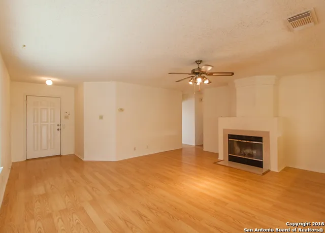 7054 AUTUMN PARK San Antonio, TX 78249