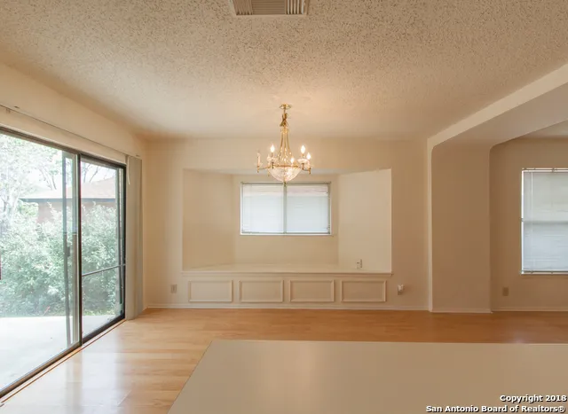 7054 AUTUMN PARK San Antonio, TX 78249