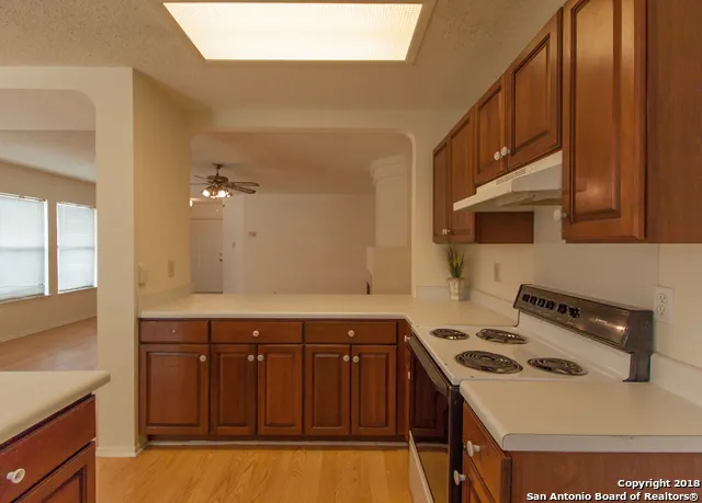 7054 AUTUMN PARK San Antonio, TX 78249