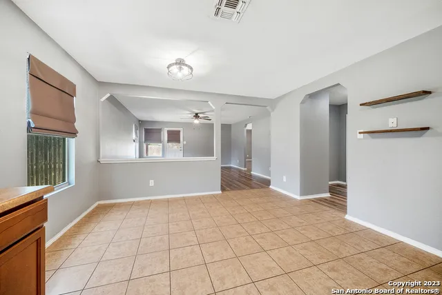 3612 Mistik Mdws Selma, TX 78154