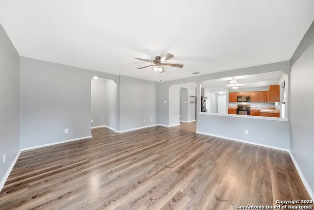3612 Mistik Mdws Selma, TX 78154