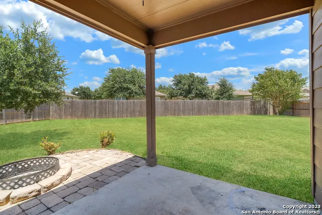 3612 Mistik Mdws Selma, TX 78154