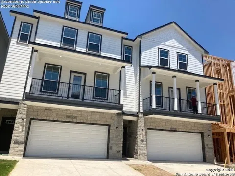 21518 JAMES CHARLES
