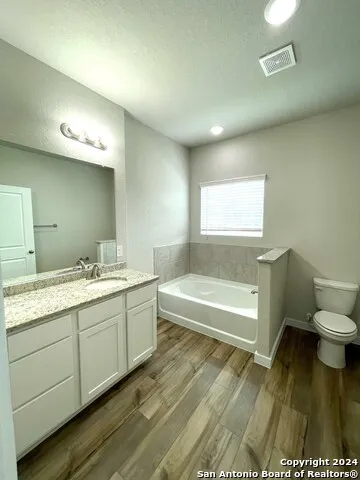 21518 JAMES CHARLES San Antonio, TX 78255