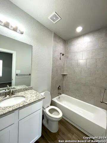 21518 JAMES CHARLES San Antonio, TX 78255