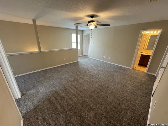 9223 SILVER VIS San Antonio, TX 78254