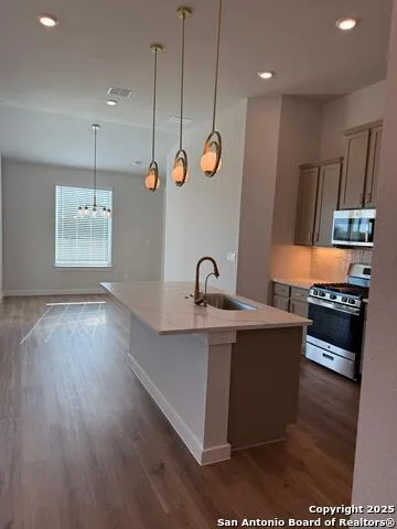 974 Manger Lane New Braunfels, TX 78130