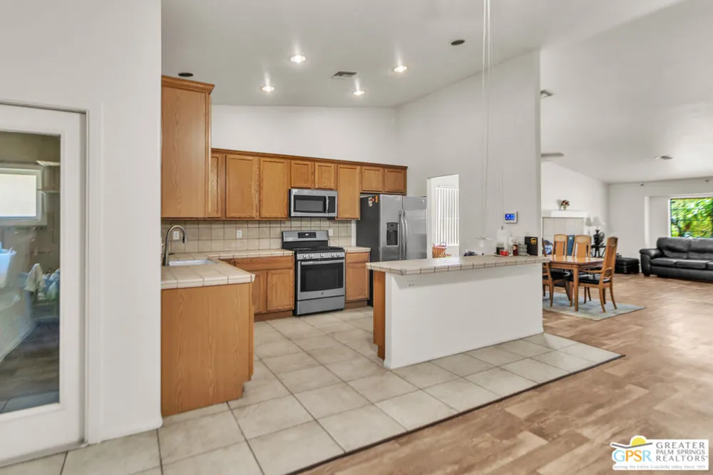65866 Estrella Avenue Desert Hot Springs, CA 92240