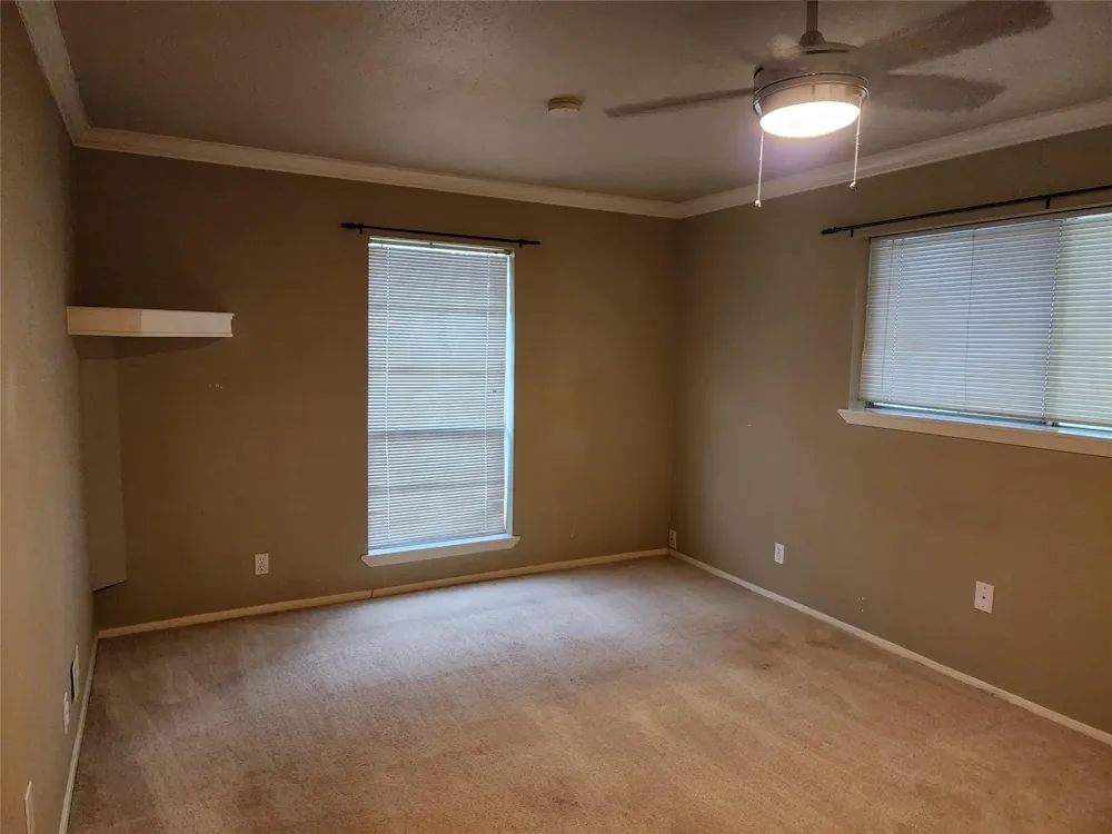 407 Avenue C Markham, TX 77456