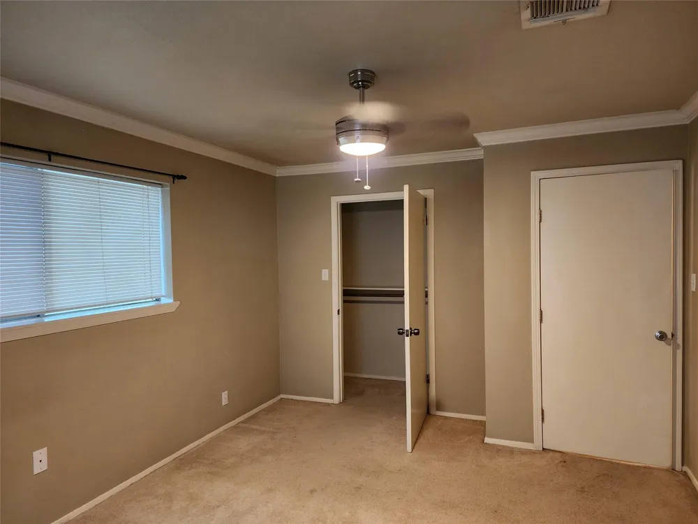 407 Avenue C Markham, TX 77456