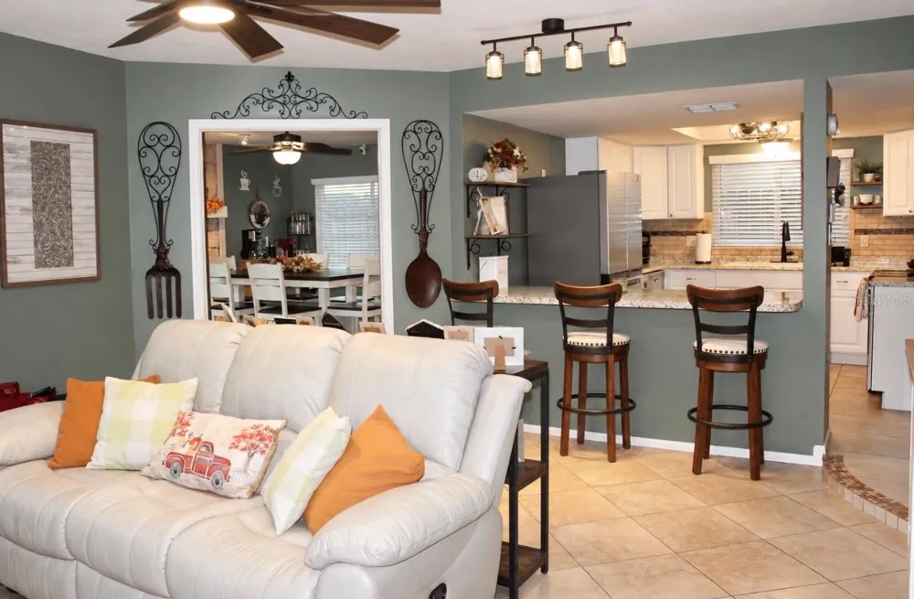 8246 PENWOOD DRIVE Port Richey, FL 34668