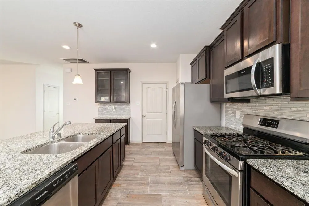7966 Fijian Cypress Drive Cypress, TX 77433