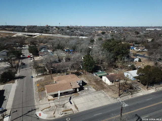 623 Pecan Valley San Antonio, TX 78220