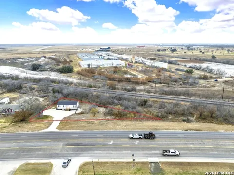 2806 Us Highway 90