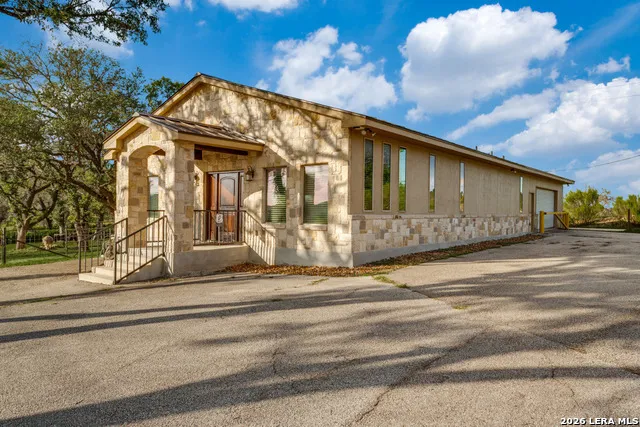 42900 IH 10 Boerne, TX 78006