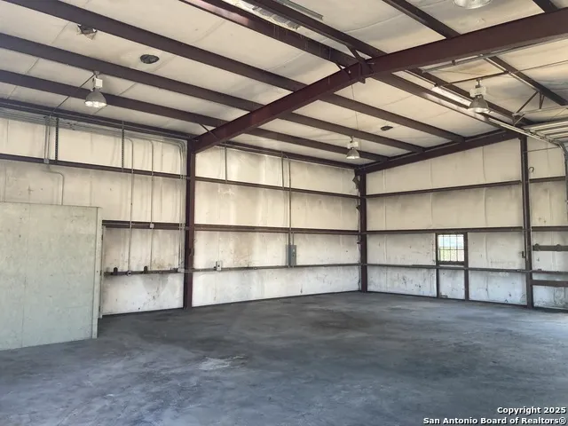 2605 19th Hondo, TX 78861