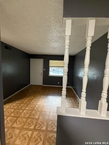 703 Logwood Ave San Antonio, TX 78221