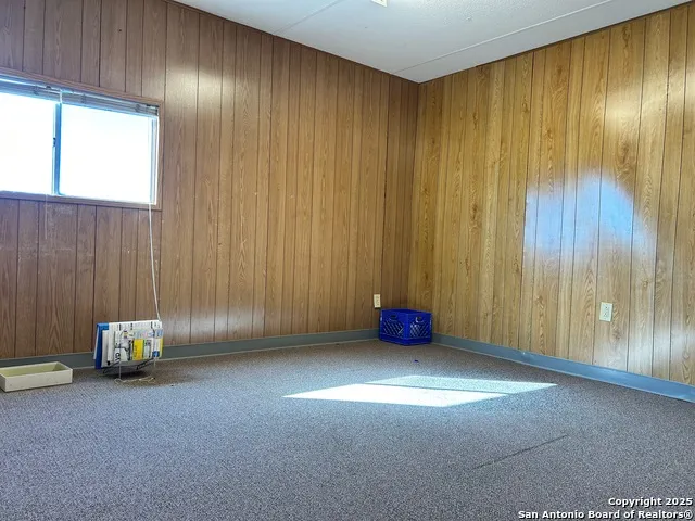 6542 County Rd 152 Kenedy, TX 78119