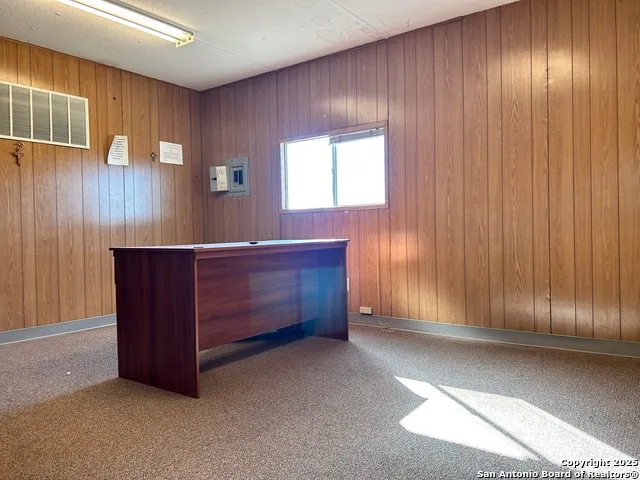 6542 County Rd 152 Kenedy, TX 78119