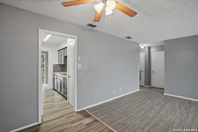 600 E CROCKETT ST Beeville, TX 78102