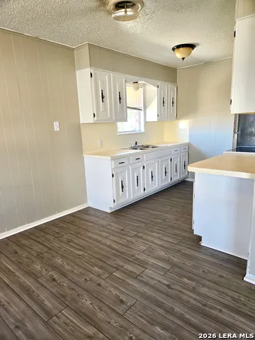 1400 SAINT MARYS ST Beeville, TX 78102