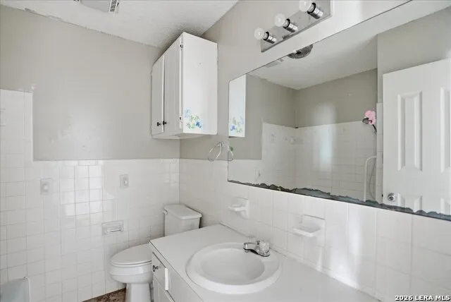 1400 SAINT MARYS ST Beeville, TX 78102