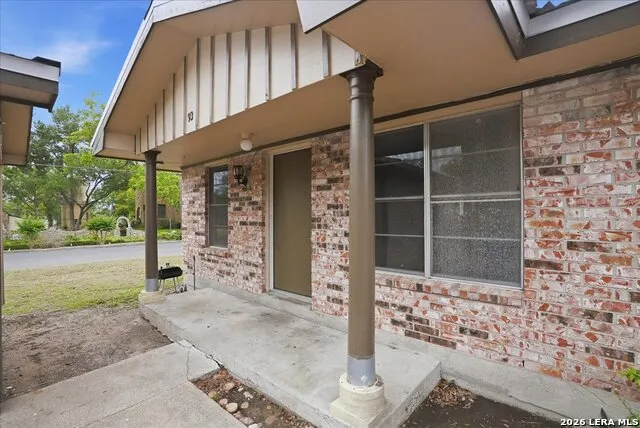 1400 SAINT MARYS ST Beeville, TX 78102