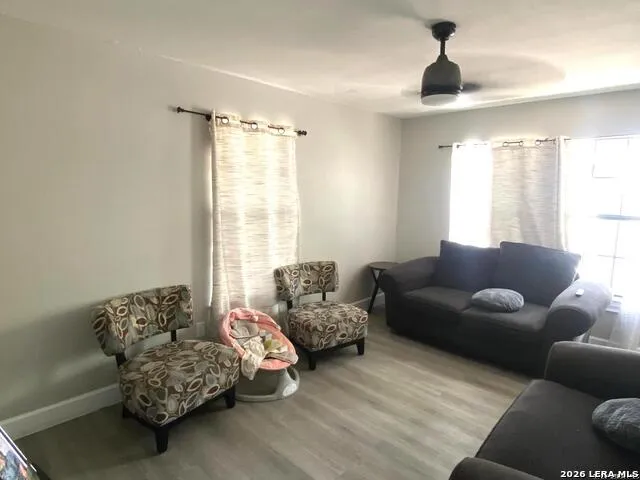 521 E EL DORADO San Antonio, TX 78204