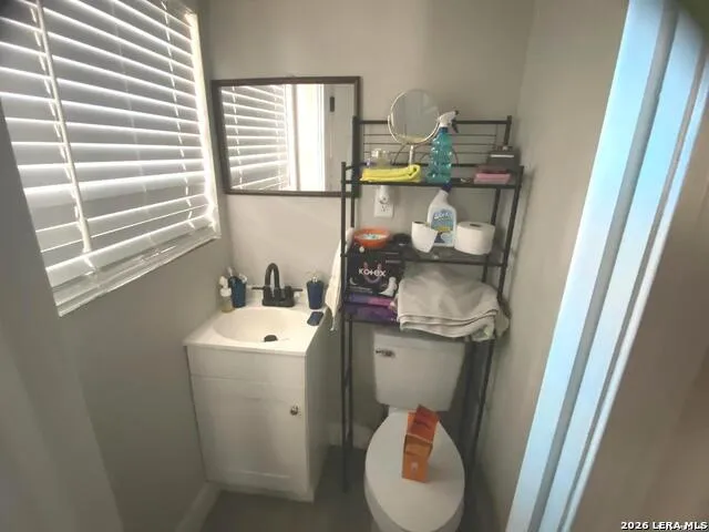 521 E EL DORADO San Antonio, TX 78204