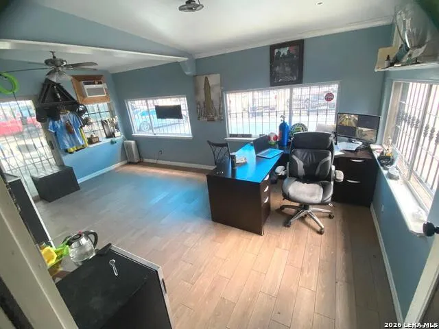 521 E EL DORADO San Antonio, TX 78204