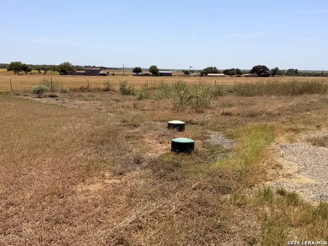 12673 W HIGHWAY 97 Charlotte, TX 78011