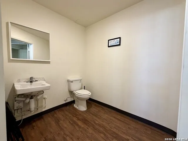 3230 Hillcrest Dr #3 Balcones Heights, TX 78201