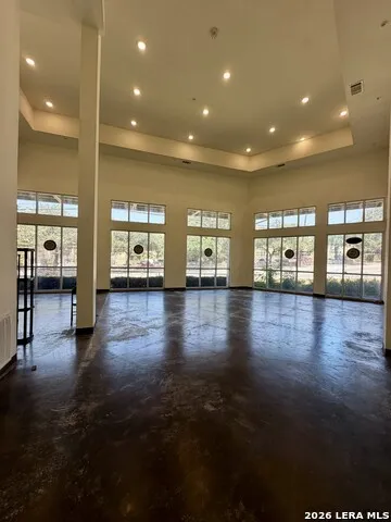 3230 Hillcrest Dr #3 Balcones Heights, TX 78201
