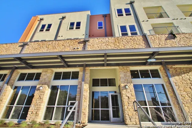 3230 Hillcrest Dr #3 Balcones Heights, TX 78201