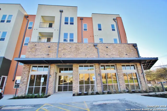 3230 Hillcrest Dr #3 Balcones Heights, TX 78201