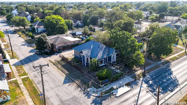 1502 Buena Vista San Antonio, TX 78207