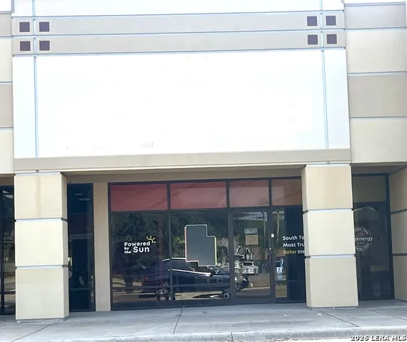 7913 MCPHERSON RD #111 Laredo, TX 78045